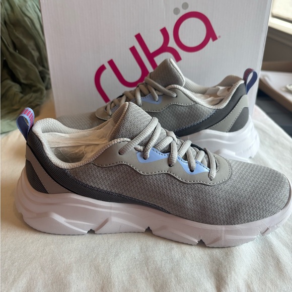 Ryka Light Gray Sneakers - Picture 2 of 5